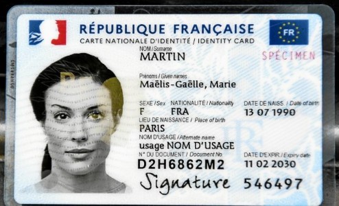 https://www.letelegramme.fr/images/2021/03/16/marlene-schiappa-a-presente-la-nouvelle-carte-d-identite_5581921_676x410p.jpg